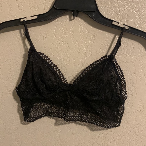 Victoria’s Secret bralette - Picture 2 of 4